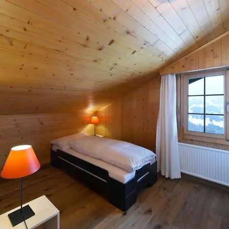 Sleeps 10 Wifi Holiday home