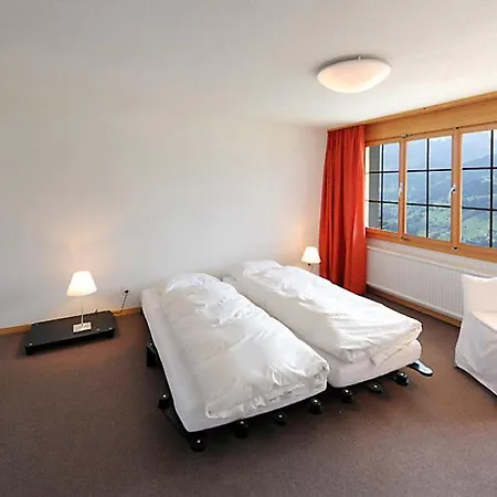 Sleeps 10 Wifi Holiday home