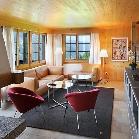 Sleeps 10 Wifi Holiday home